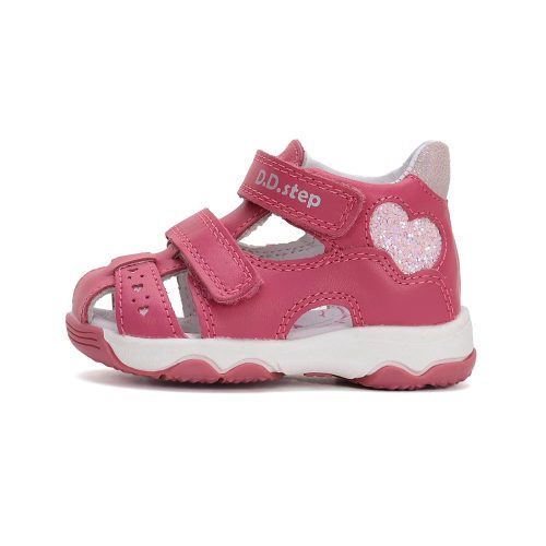 D.D. Step szivecskés pink kislány szandi 24